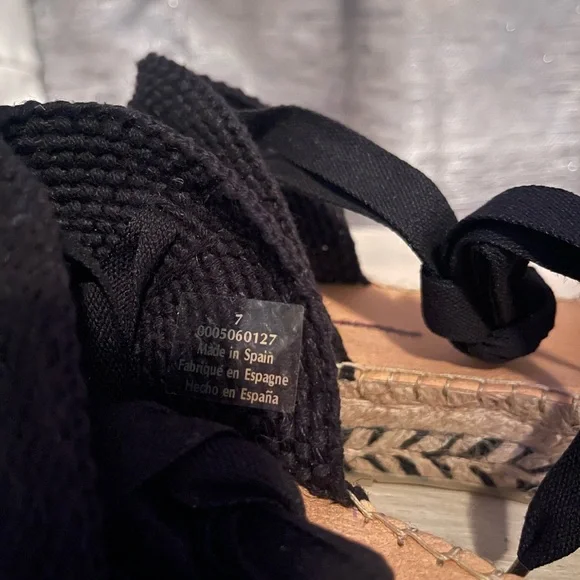 Free People Island Time Wrap Espadrille Sandal  Black/Tan Size 7 NIB - Picture 7 of 8